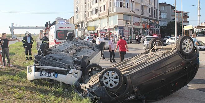 KAPAKLI`DA FECİ KAZA: 2 YARALI