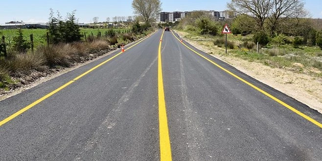 BÜYÜKŞEHİR KUŞBAHÇE`DE ASFALT DÖKTÜ