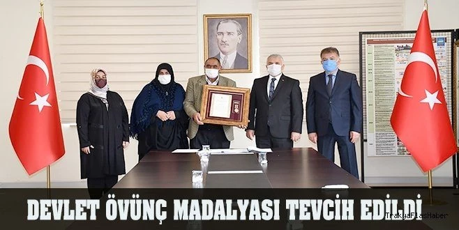 ŞEHİTLERİMİZİN MADALYALARI AİLELERİNE VERİLDİ