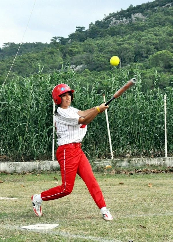 TÜRKİYE SOFTBOL ŞAMPİYONASI BAŞLADI