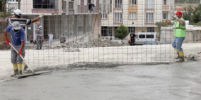 ÇERKEZKÖY`DE BETON YOL YAPILDI