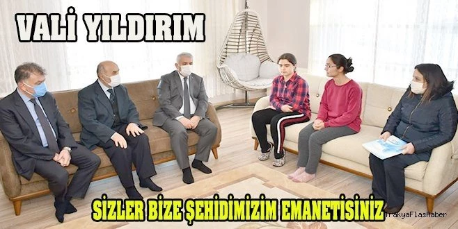 ŞEHİT AİLESİNİ ZİYARET ETTİ