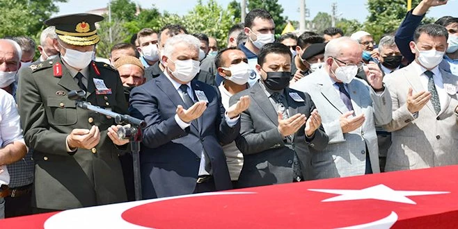 KAPAKLILI ŞEHİT SON YOLCULUĞUNA UĞURLANDI